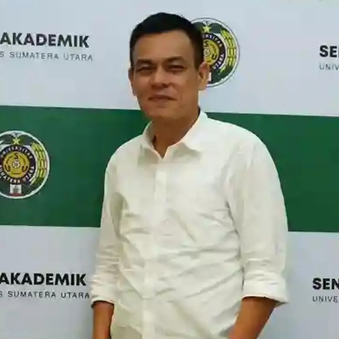 https://konten.usu.ac.id/storage/year/2025-02/satker/2/statis/staff/Dr. Ir. Luhut Sihombing, MP.webp